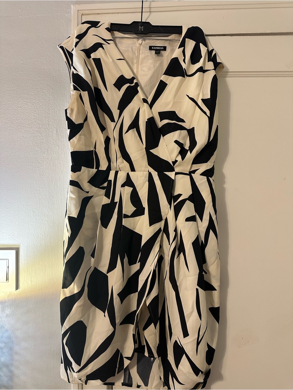 Express Black & White Abstract Wrap Midi Dress